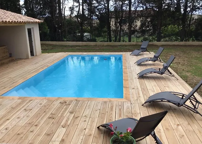 Les Oliviers 10 Pers Piscine Au Calme 4 Etoiles Saint-Laurent-la-Vernède