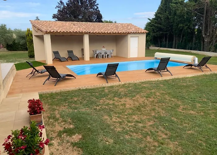 Les Oliviers 10 Pers Piscine Au Calme 4 Etoiles *